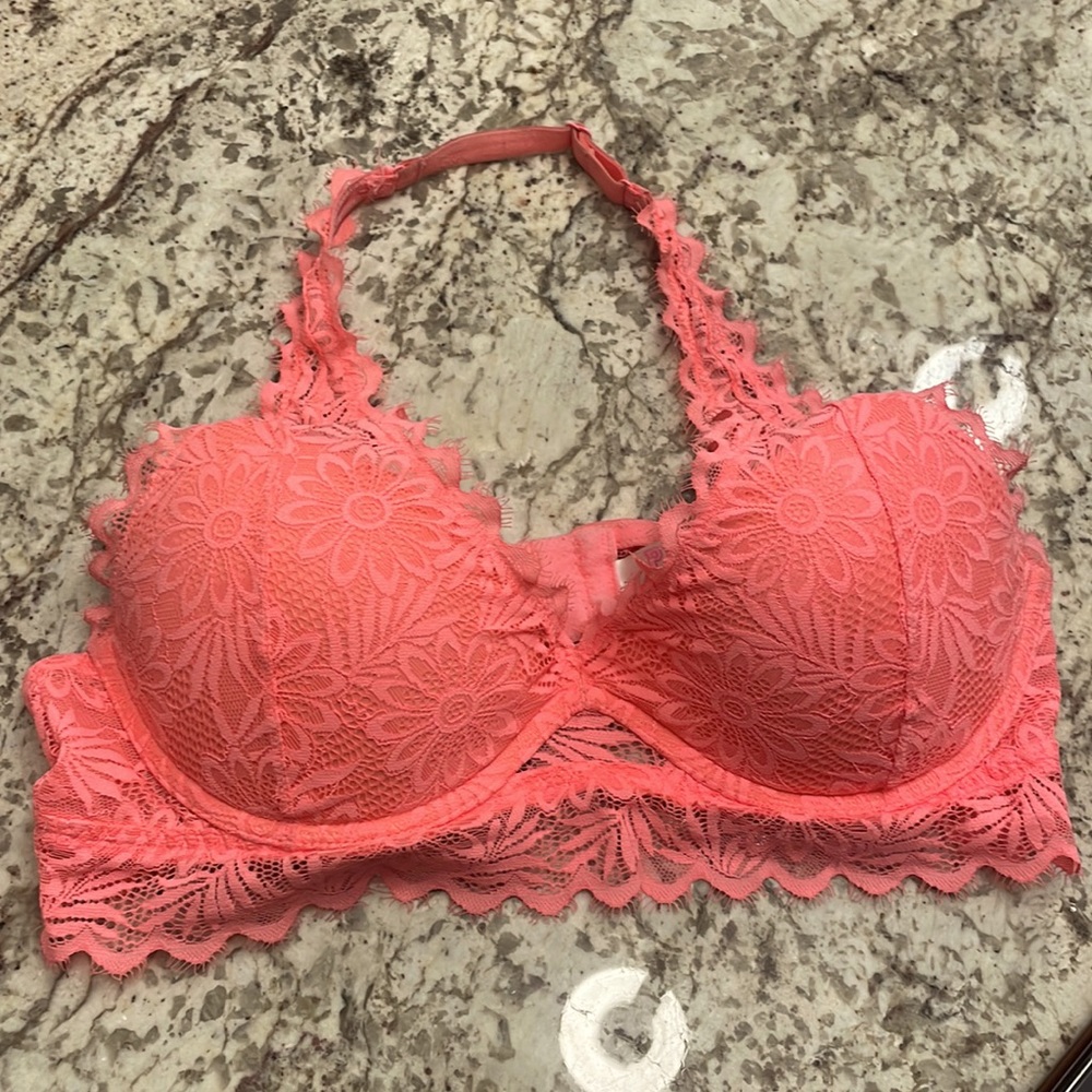 Victoria’s Secret PINK Lace Bralette in Medium